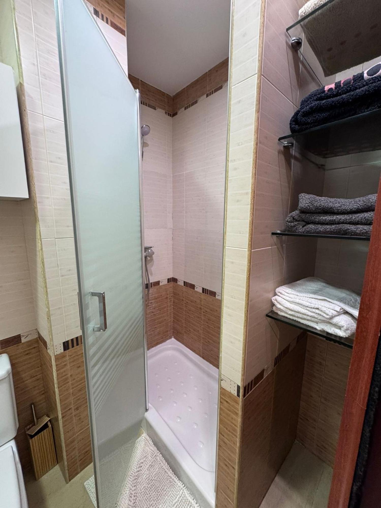 Penuelas Apartment Lucena Luaran gambar